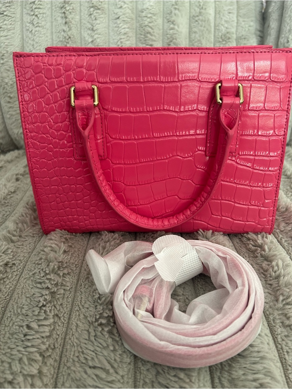 Kurt Geiger NWT Highgate Hot Pink Croc-Embossed Tote or Crossbody - Picture 2 of 5